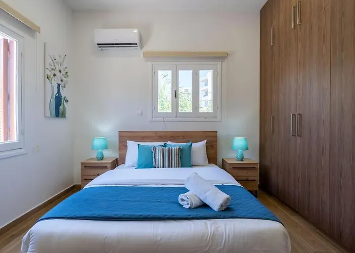 Verdant 1-bedroom In * ラルナカ