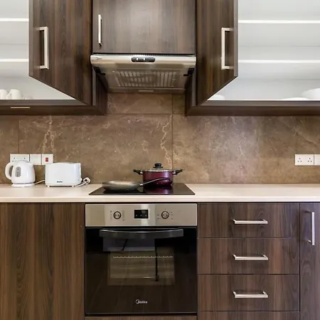 Verdant 1-bedroom In לרנקה