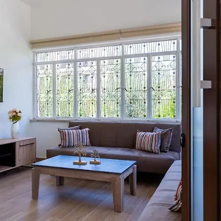 Apartment Verdant 1-bedroom In *