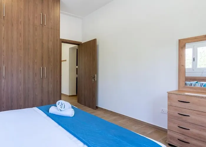 Verdant 1-bedroom In Lejlighed Larnaca