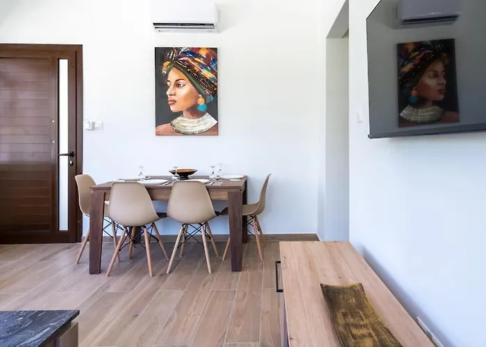 Verdant 1-bedroom In *